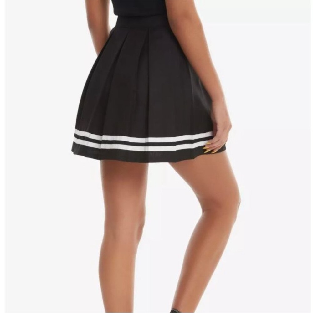 Hot Topic Pleated Skater Cheer Skirt